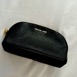 Makeup bag